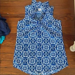 blue and white patterned blouse